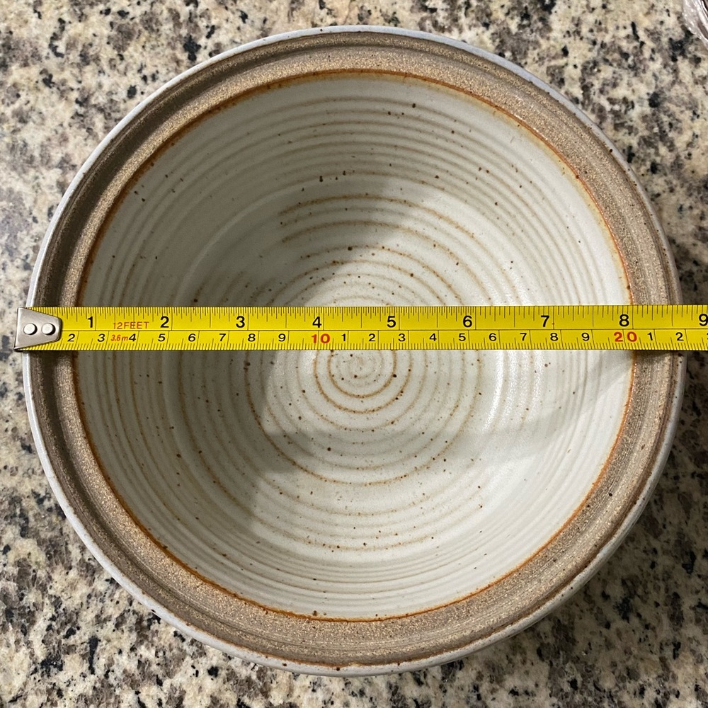 Vintage Pringle Pottery Casserole Dish with Lid - Picture 10 of 11